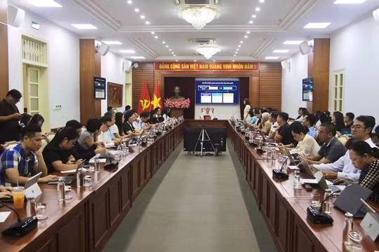 Tiếp tục nghiên cứu về đề xuất cấm người dưới 16 tuổi tương tác trên mạng xã hội