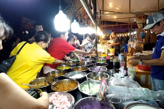 Gần 200 gian hàng hội tụ tại Liên hoan Văn hóa ẩm thực Xứ Thanh 2026