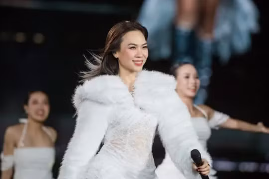Mỹ Tâm mang live concert ‘See The Light Day 2’ đến TP.HCM 