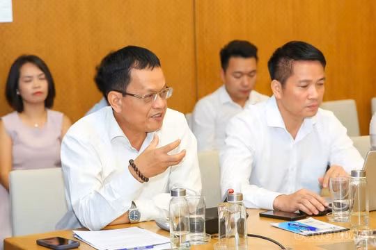 Báo chí trong thời đại thông tin số: Từ phản hồi bị động đến chủ động dẫn dắt