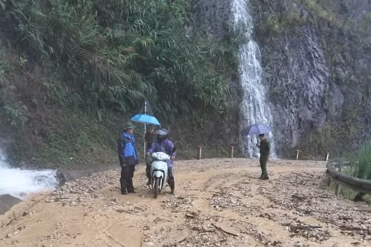 Lào Cai: Kiên quyết sơ tán người dân khỏi khu vực nguy cơ lũ quét, sạt lở