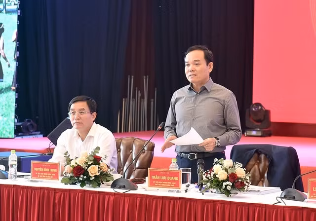 pho thu tuong tran luu quang kiem ke rung bang ung dung cong nghe de bao dam tinh chinh xac minh bach hinh 2