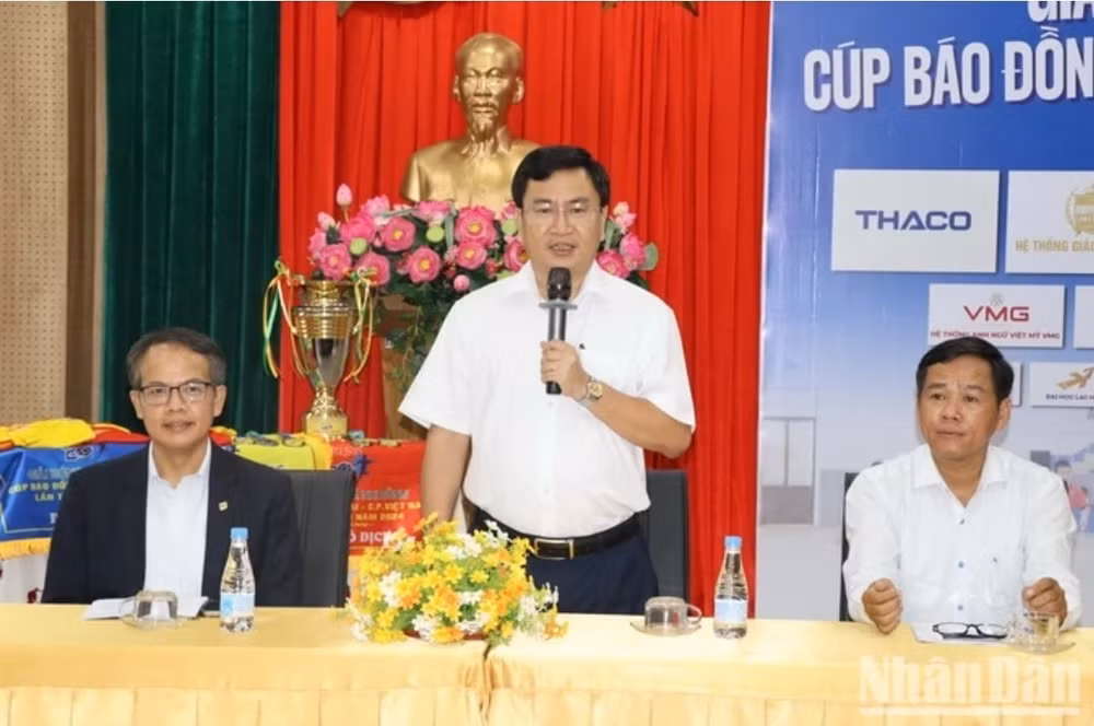 11 doi bong tham du giai bong da nhi dong cup bao dong nai cp viet nam hinh 1