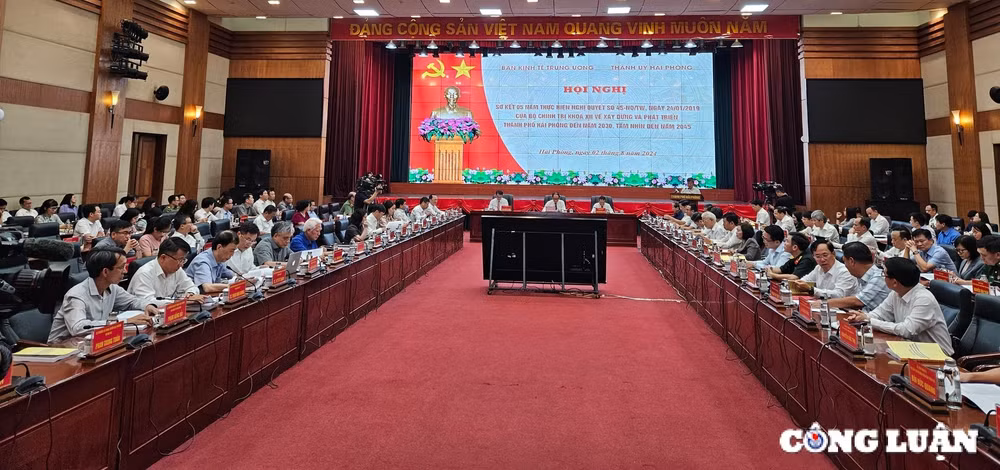 hai phong di dau ca nuoc trong su nghiep cong nghiep hoa hien dai hoa hinh 1