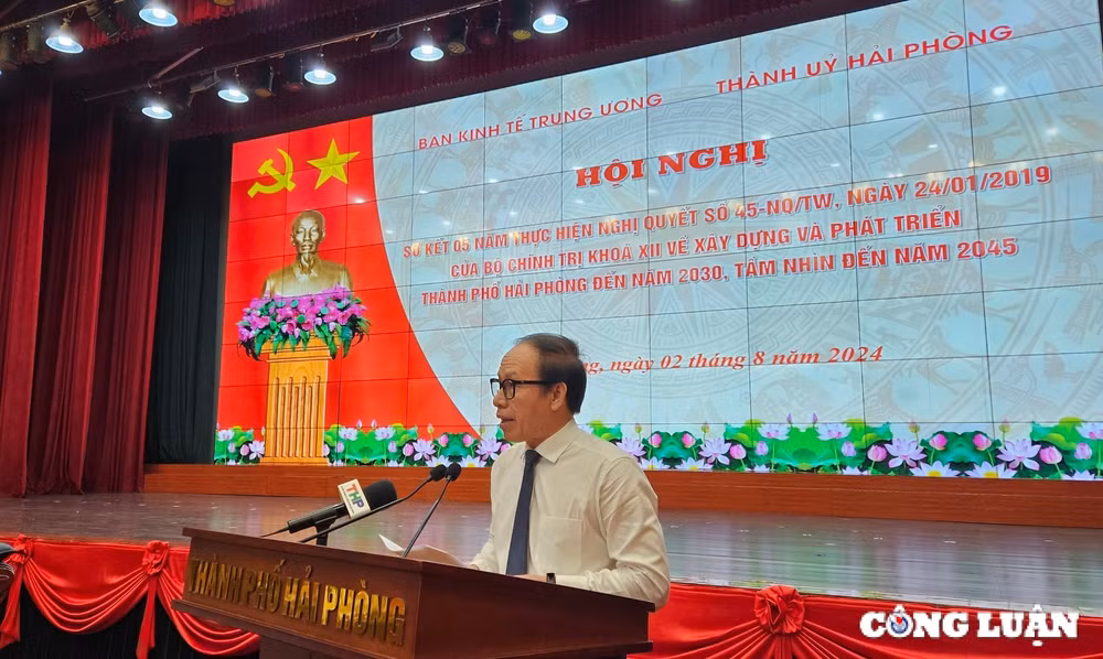 hai phong di dau ca nuoc trong su nghiep cong nghiep hoa hien dai hoa hinh 2