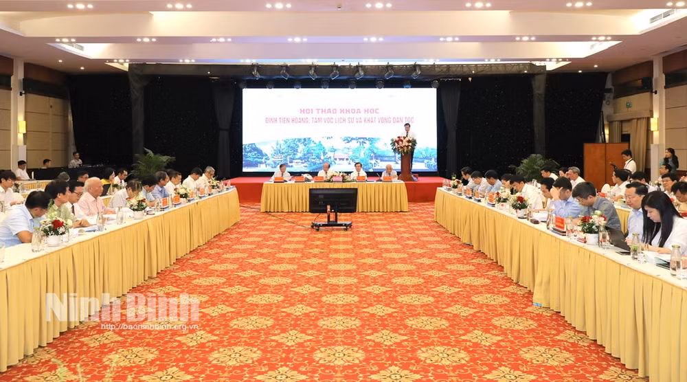 hoi thao khoa hoc dinh tien hoang tam voc lich su va khat vong dan toc hinh 1
