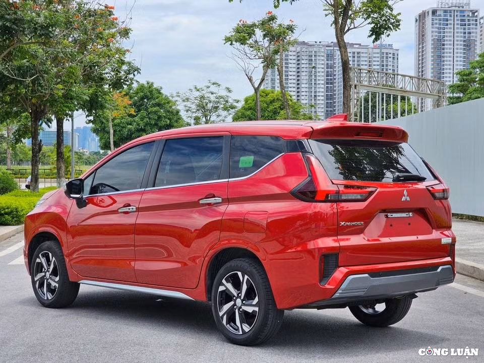 gia xe mitsubishi xpander thang 8 2024 re ngang phan khuc sedan hang b hinh 4