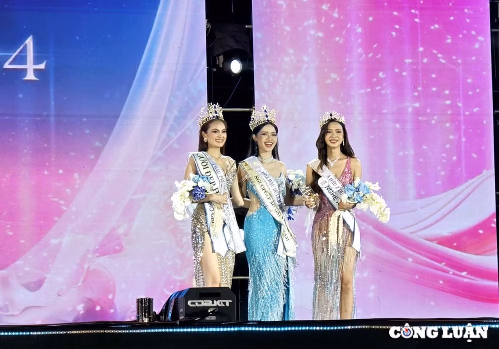 pham thi ngoc quynh dang quang hoa hau du lich viet nam 2024 hinh 10