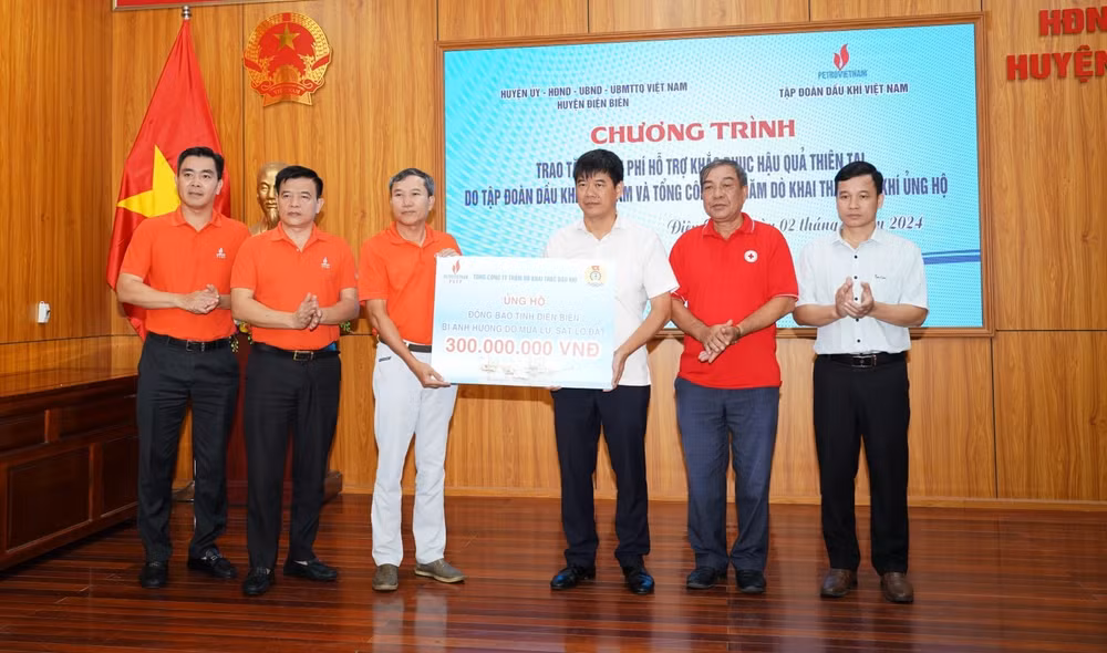 doan cong tac petrovietnam tham hoi ho tro nguoi dan son la va dien bien khac phuc hau qua mua lu hinh 9