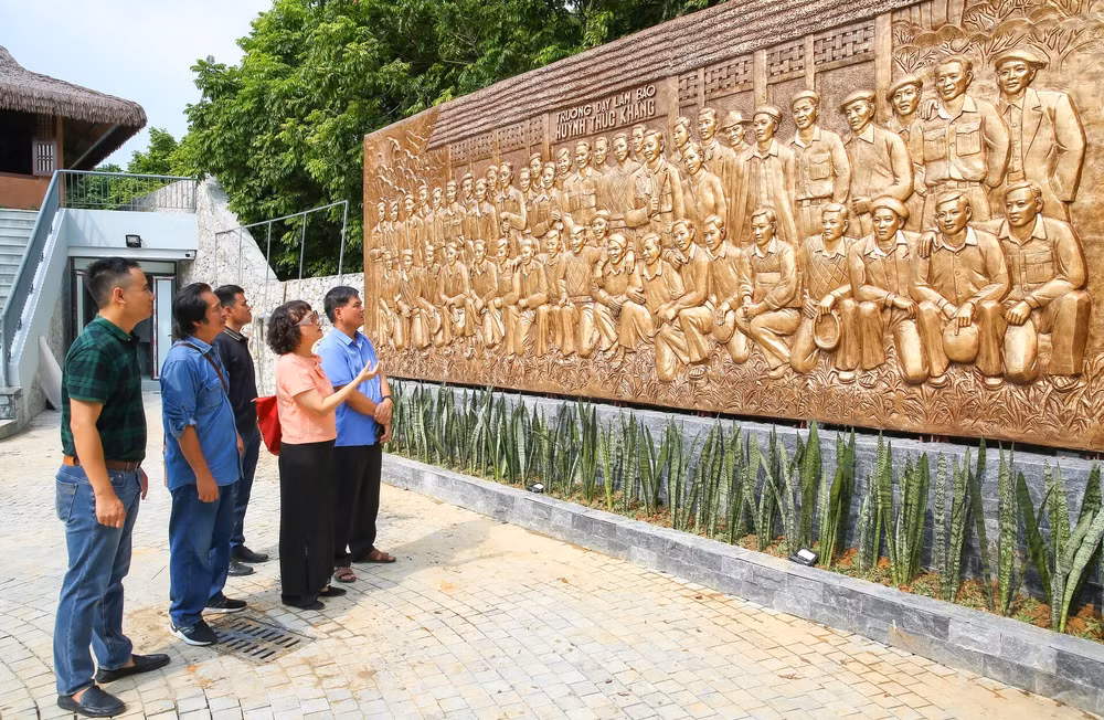 hom nay 9 8 cong trinh tu bo ton tao di tich quoc gia dia diem truong day lam bao huynh thuc khang duoc khanh thanh ban giao hinh 2