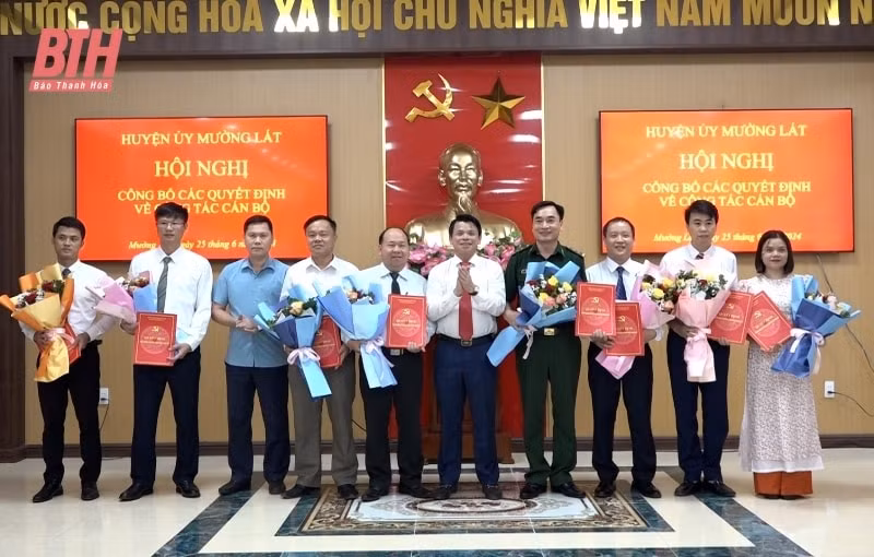huyen uy muong lat noi gi ve viec bo nhiem pho truong phong giao duc dao tao hinh 2