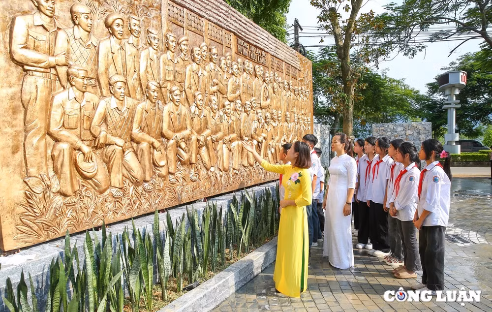 di tich lich su quoc gia dia diem truong day lam bao huynh thuc khang noi ket noi tim ve coi nguon hinh 11