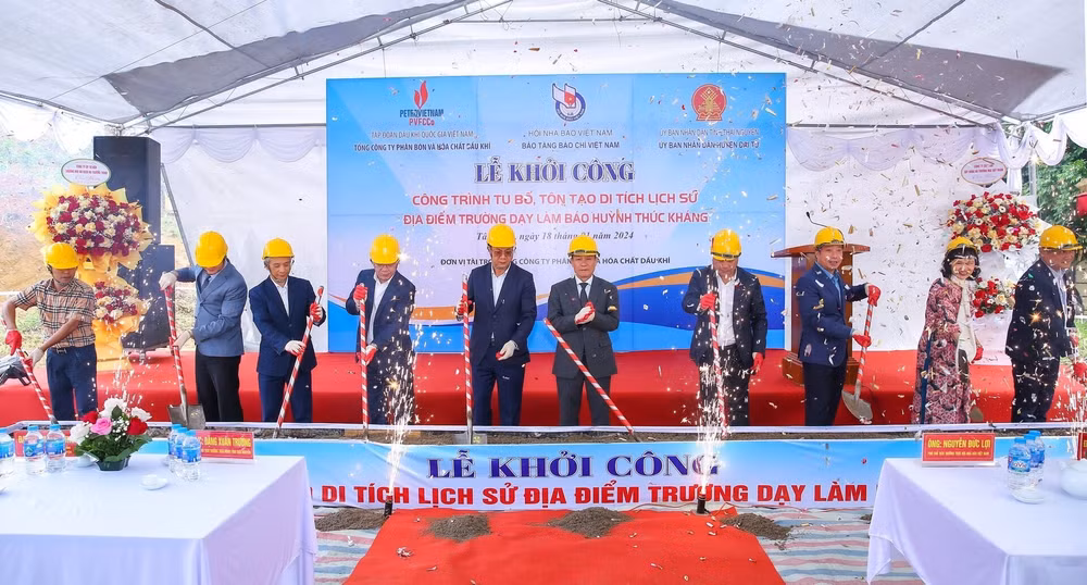 truong day lam bao huynh thuc khang nhung hinh anh dang nho hinh 10