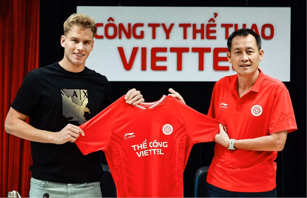 the cong viettel sam ngoai binh chuan bi thay the hoang duc hinh 1