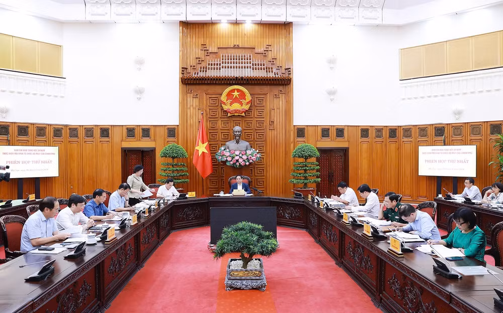 thu tuong pham minh chinh kien toan co cau to chuc cua chinh phu theo huong tinh gon hinh 4