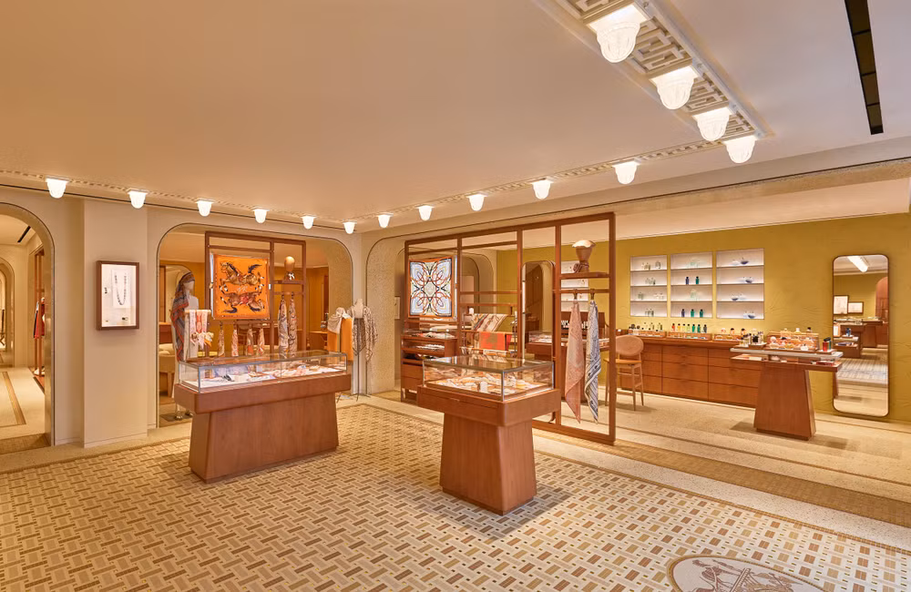 hermes_trangtien_hanoi_2.jpg