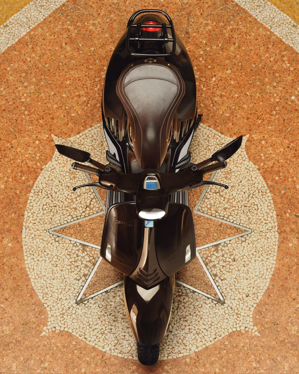 Vespa 946 Horse chỉ được sản xuất với số lượng giới hạn - Ảnh: Piaggio