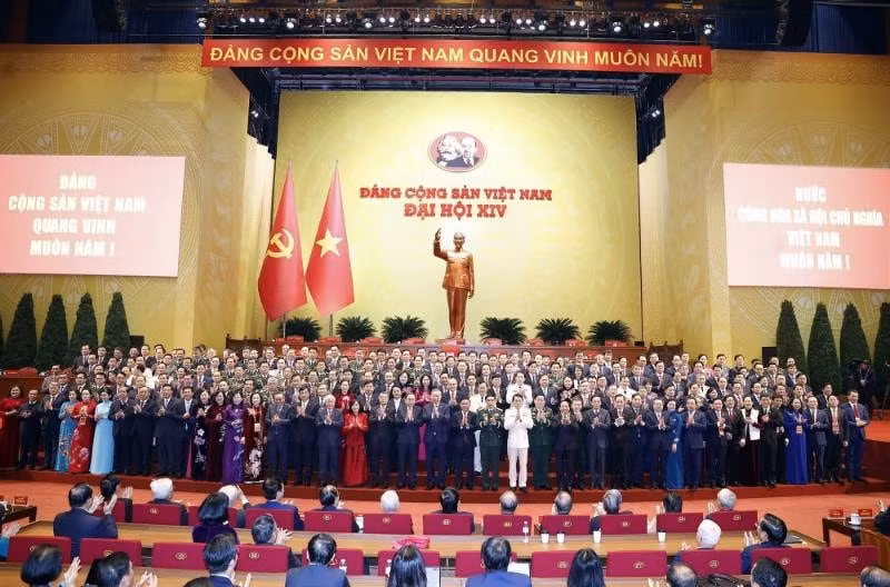 vna_potal_be_mac_dai_hoi_xiv_cua_dang_800 (3)