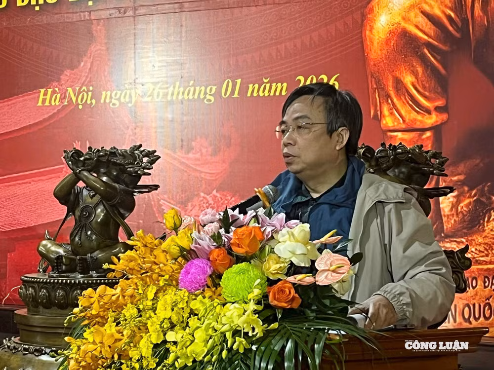 TS Chu Xuân Giao (Viện nghiên cứu Hán Nôm, Viện Hàn lâm Khoa học xã hội Việt Nam) nhấn mạnh sắc thái địa phương trong việc thờ phụng các danh tướng triều Trần tại vùng Khúc Thủy.