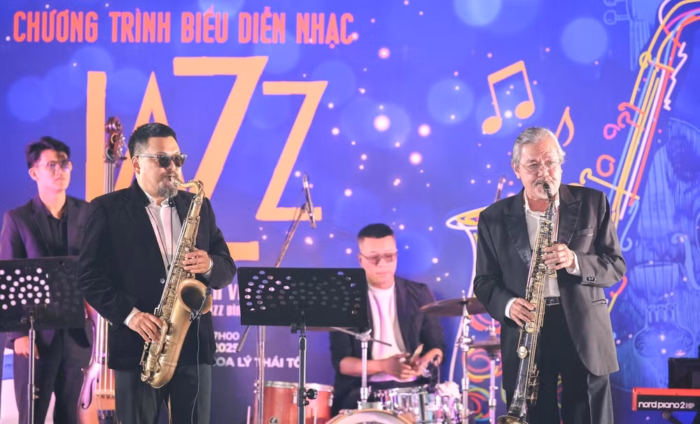 1jazz.jpg