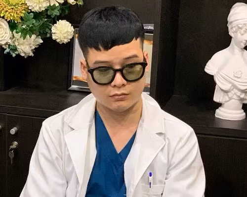 Cơ quan chức năng tỉnh Gia Lai phát hiện một người tự xưng là bác sĩ Võ Minh Thanh để khám bệnh trái phép
