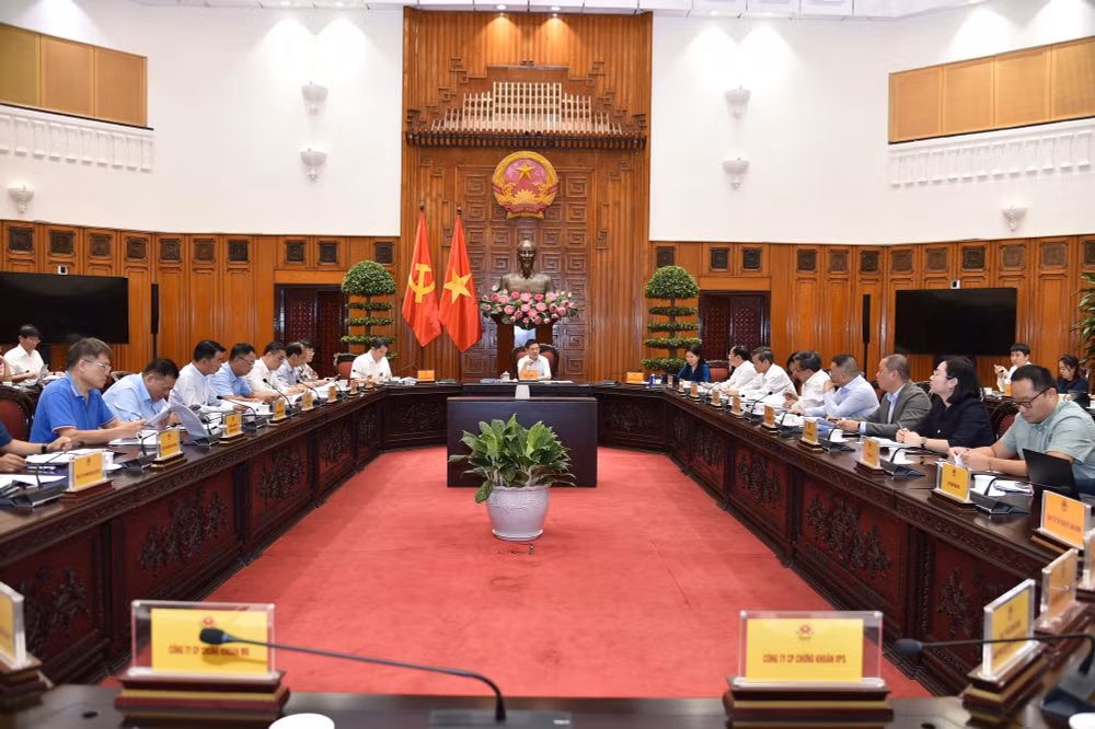 Phó Thủ tướng Hồ Đức Phớc họp với các doanh nghiệp, hiệp hội về dự án Luật Thuế thu nhập cá nhân (thay thế)- Ảnh 1.