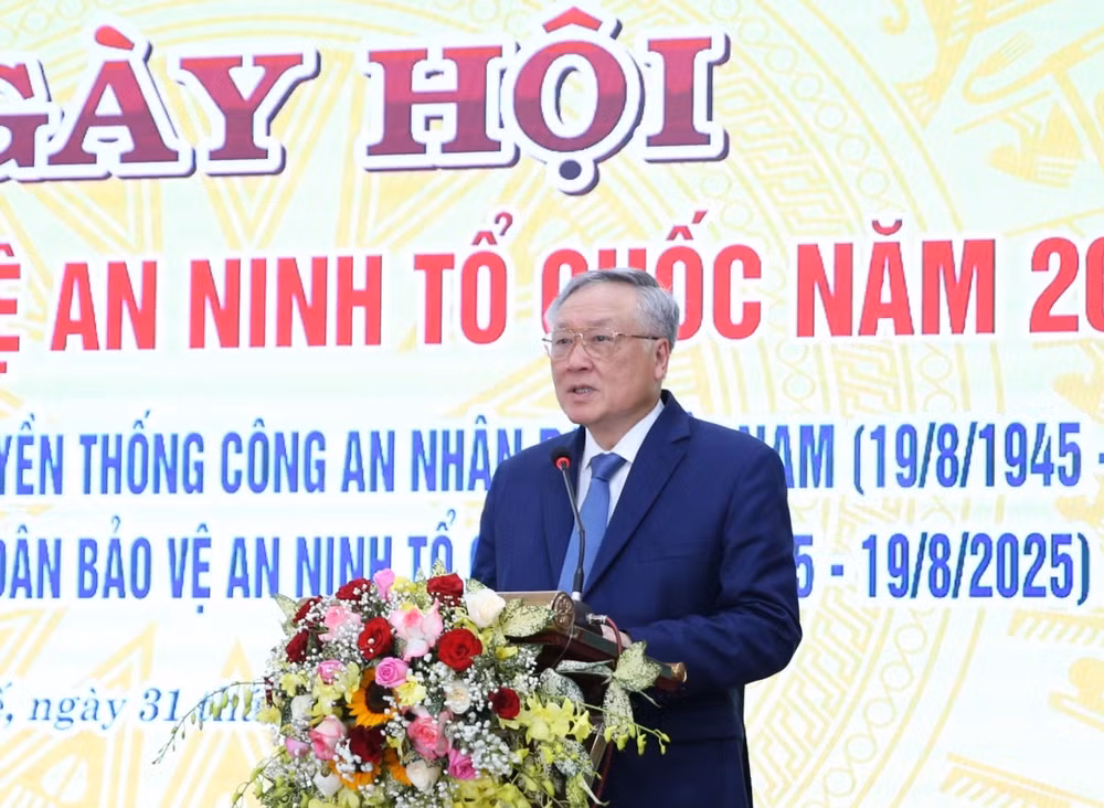 Tập trung xây dựng thế trận an ninh nhân dân, thế trận lòng dân vững chắc- Ảnh 2.