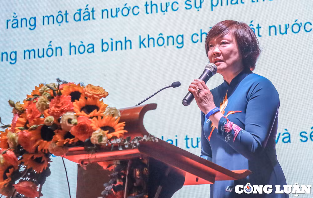 phu nhan co thu tuong nhat ban abe shinzo tang xe lan cho nguoi khuyet tat tai da nang hinh 4