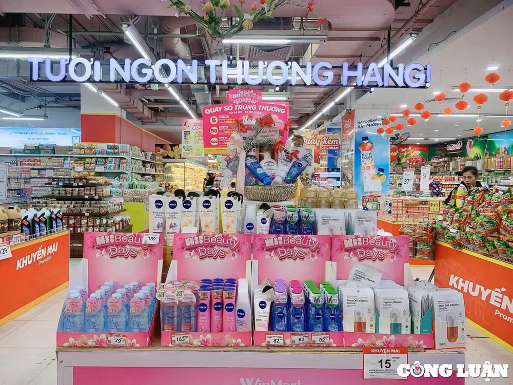 nha ban le dua nhau giam gia truoc them ngay quoc te phu nu hinh 1