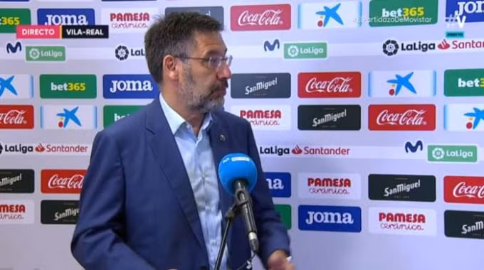 Chủ tịch Barcelona - ông Josep Maria Bartomeu phàn nàn về công nghệ trọng tài VAR. Ảnh: ESPN