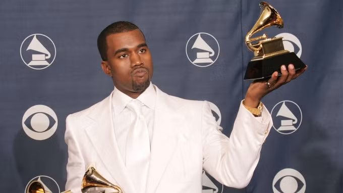 Một Kanye West danh tiếng trên sân khấu nhạc Rap với không dưới 20 lần giành giải Grammy.