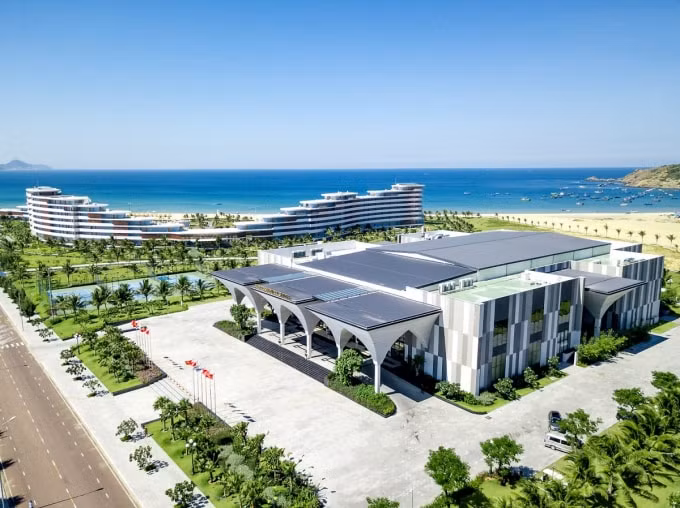 FLC Quy Nhơn sở hữu Trung tâm hội nghị đẳng cấp bên không gian biển tuyệt đẹp.