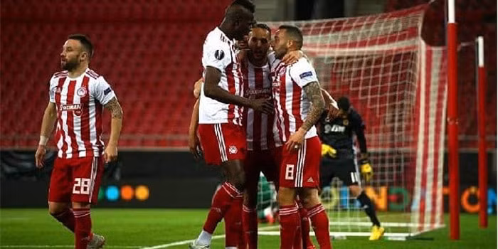 nhan dinh tran antwerp vs olympiakos 00h45 ngay 10 12 hinh 1