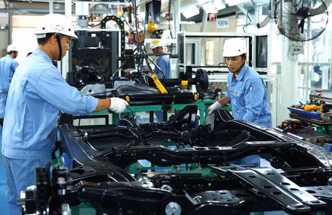 Quy tắc xuất xứ trong Hiệp định EVFTA chặt chẽ hơn sẽ thúc đẩy nhà đầu tư nước ngoài tăng cường đầu tư vào sản xuất hàng hóa tại Việt Nam. (Ảnh TL)