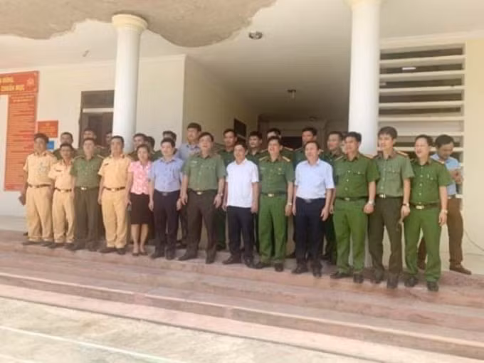 Nhân dịp chuyến công tác, Giám đốc Công an tỉnh đã thăm, làm việc với Công an huyện Như Thanh