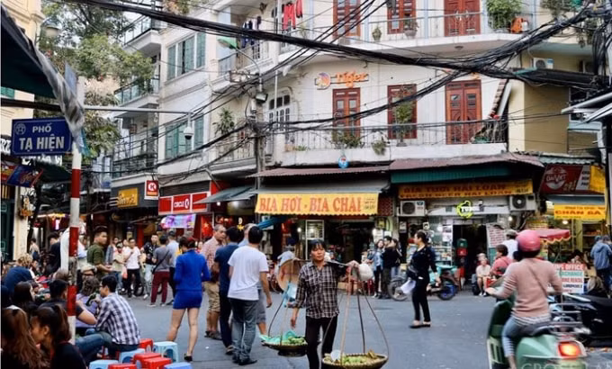 Chủ trương giãn dân phố cổ được Hà Nội đặt ra từ 20 năm trước. (Ảnh TL)