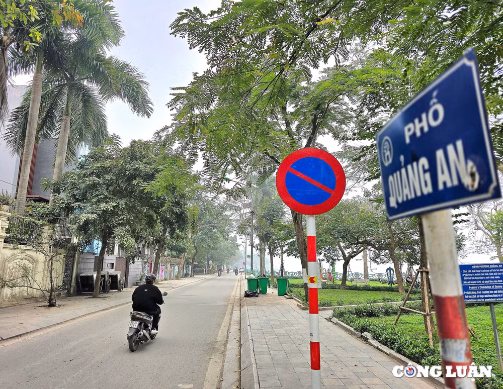 can canh khu vuc du kien xay cau can mo rong duong ven ho tay hinh 2