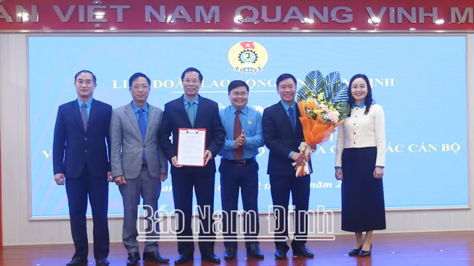 lien doan lao dong nam dinh giai the loat cong doan cac nganh hinh 1