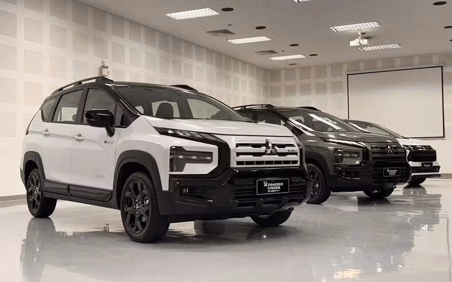 mitsubishi xpander ra mat them phien ban trang bi cong nghe hybrid hinh 1