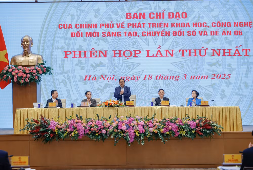 thu tuong pham minh chinh bo may phai tinh gon du lieu phai ket noi quan tri phai thong minh hinh 1
