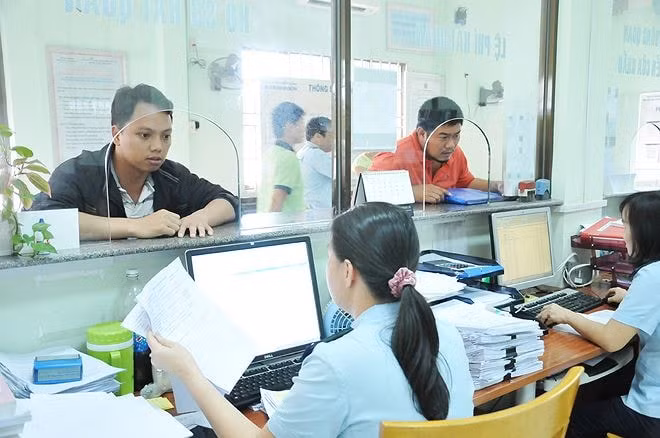 Điện tử hóa để giảm thời gian làm thủ tục về thuế. Ảnh minh hoạ