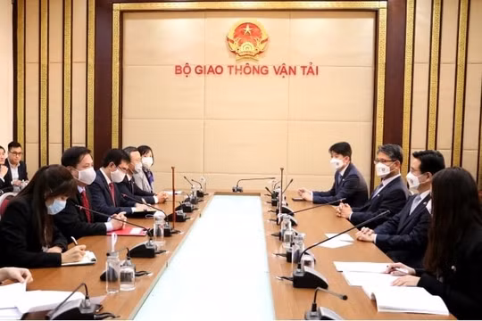 Việt Nam - Hàn Quốc: Thúc đẩy ký kết Thỏa thuận công nhận Giấy phép lái xe quốc tế