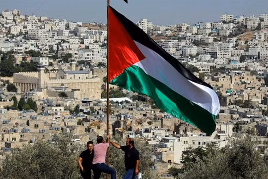 Người Palestine cần con đường thứ ba để hướng tới