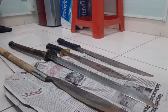 Khởi tố 6 bị can trong vụ băng nhóm 'huyết chiến' ở Quy Nhơn
