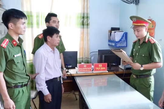 Bắt 'nóng' kẻ lừa đảo xin việc, chiếm đoạt gần 600 triệu đồng