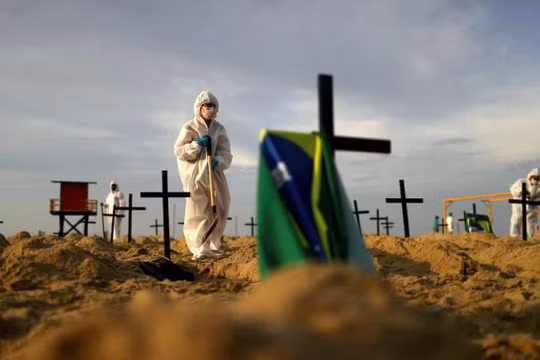 Tin thế giới ngày 13/6: Brazil có số người chết vì Covid-19 chỉ sau Mỹ