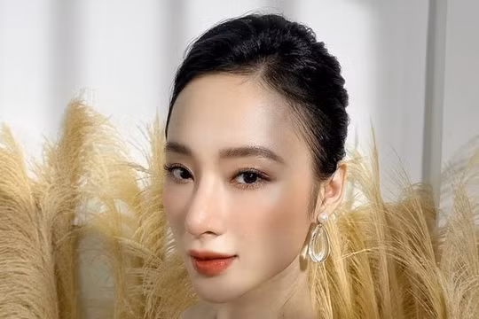 Angela Phương Trinh đăng hình gợi cảm hiếm hoi kể từ khi ăn chay trường