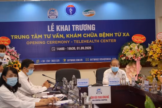Bệnh viên Trung ương Huế khai trương trung tâm chữa bệnh từ xa