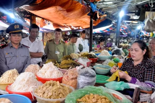 TP.HCM giám sát chặt chẽ an toàn thực phẩm năm 2020