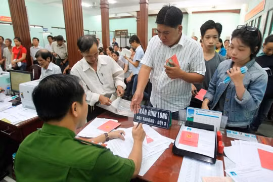 Khai tử sổ hộ khẩu: Không nên chần chừ!
